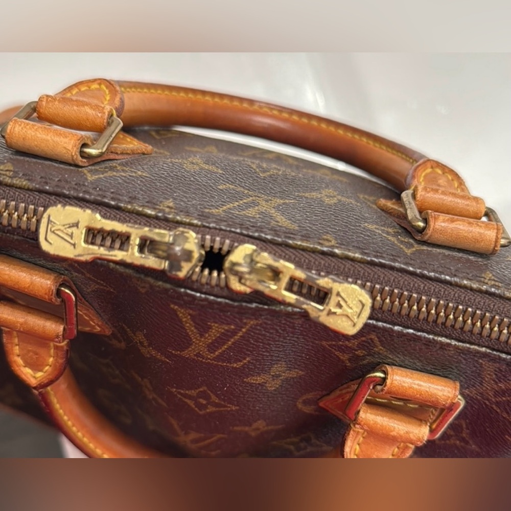 🌷🌷SALE TODAY ONLY Authentic Louis Vuitton Brown Monogram Alma Satchel. Bag only - Picture 8 of 10
